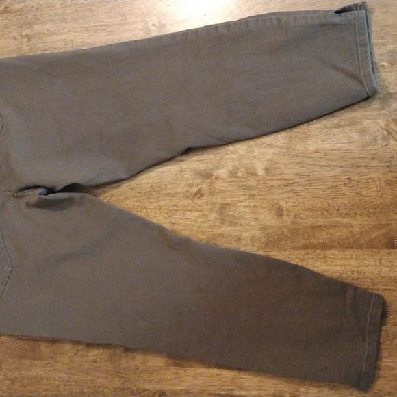 COPY - Olive Green Lauren Conrad Skinny Crop 10 - Picture 5 of 6